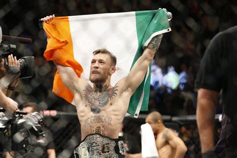 UFC 194 Results: Conor McGregor Knocks Out Jose Aldo in Fast.